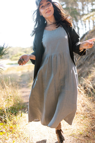 Bonnie dress - Dusty dove blue linen